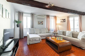 Large 3 Bdr Old Town - AC